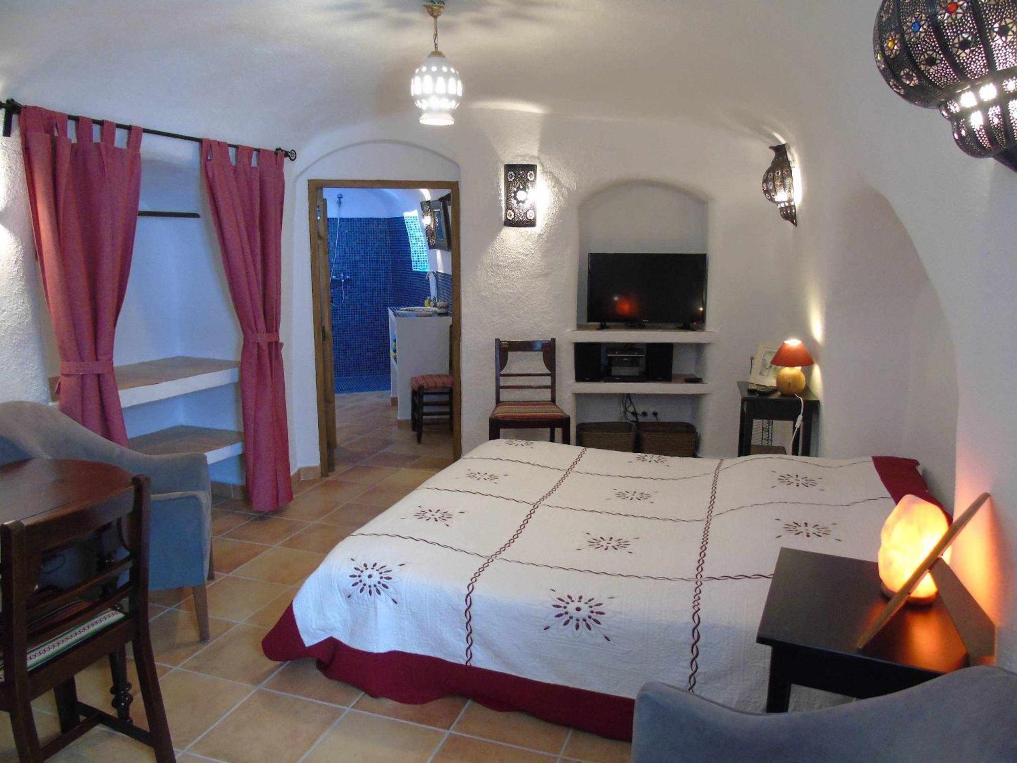 Cuevas Andalucia Guest House Baza Exterior photo