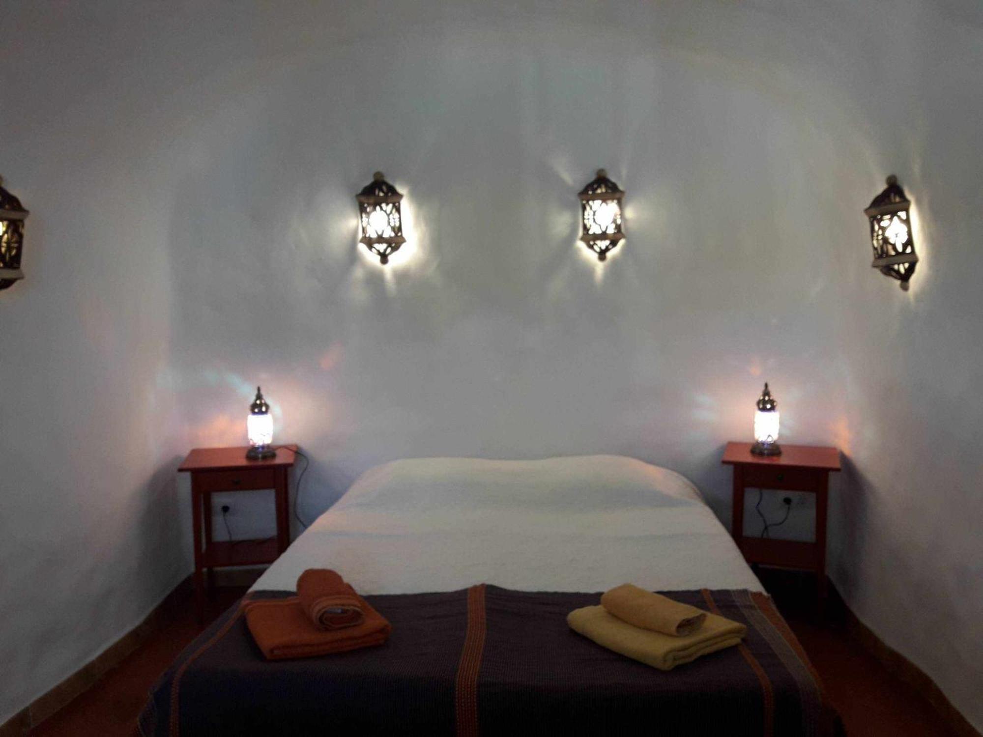 Cuevas Andalucia Guest House Baza Room photo