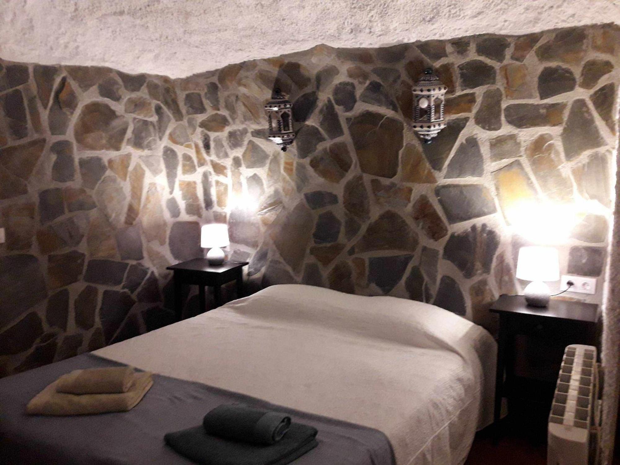 Cuevas Andalucia Guest House Baza Exterior photo