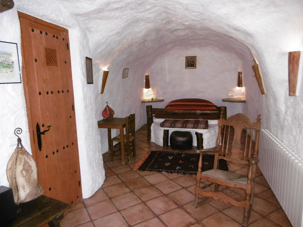 Cuevas Andalucia Guest House Baza Exterior photo